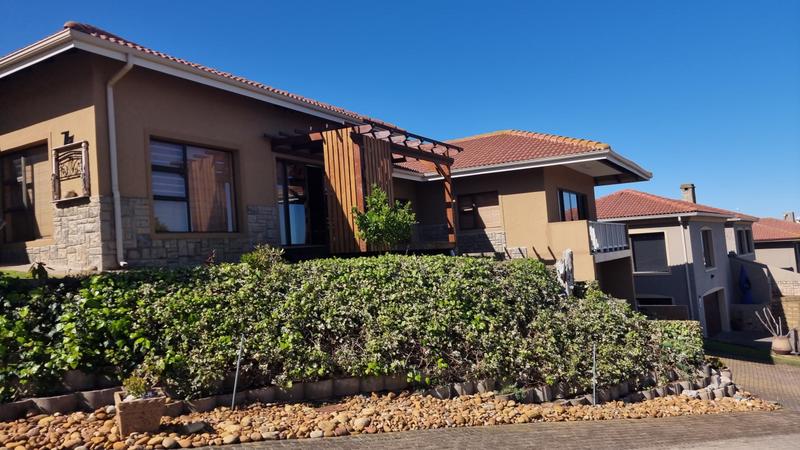 3 Bedroom Property for Sale in Groot Brakrivier Central Western Cape